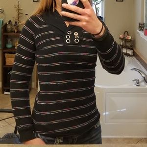 🍀3 for $15🍀Le.i. Long Sleeve Hooded Shirt